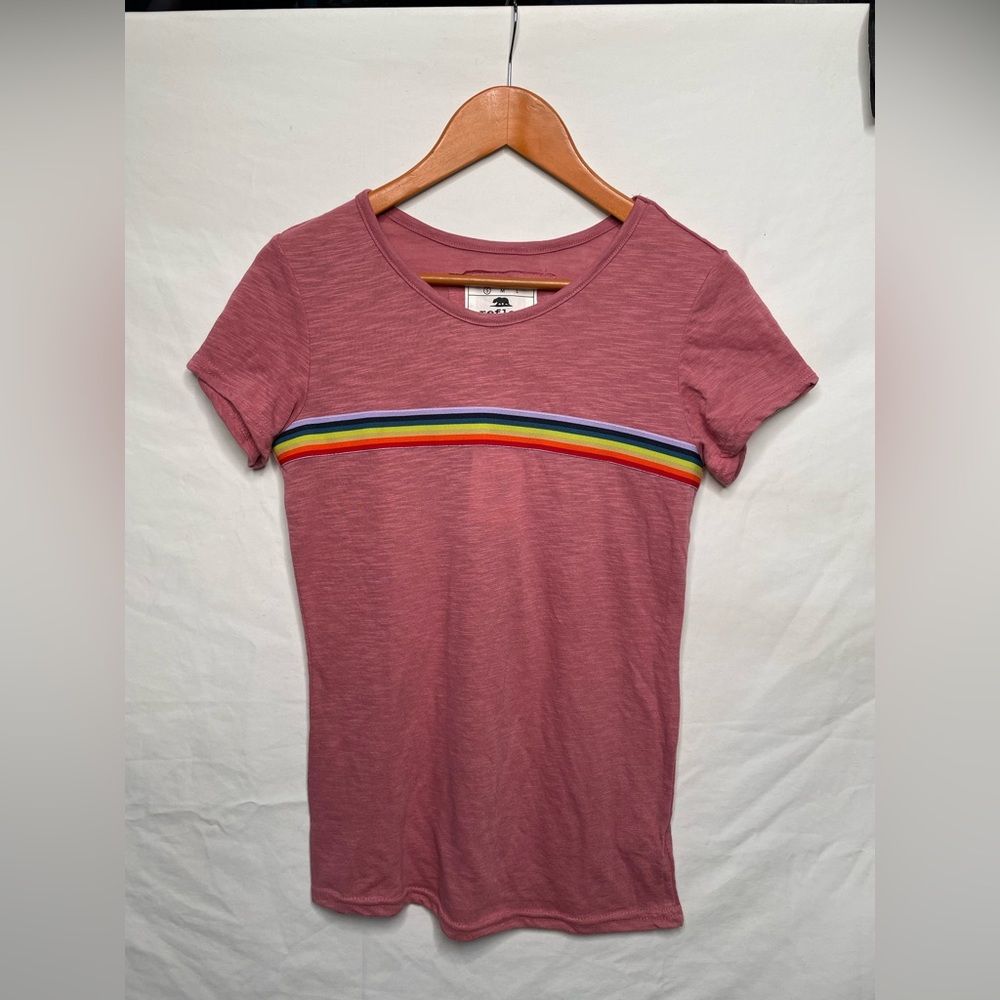 NWT Reflex Rainbow Round Neck Graphic T-Shirt Size S ShortSlv